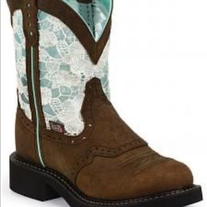 Justin cowboy lace boots